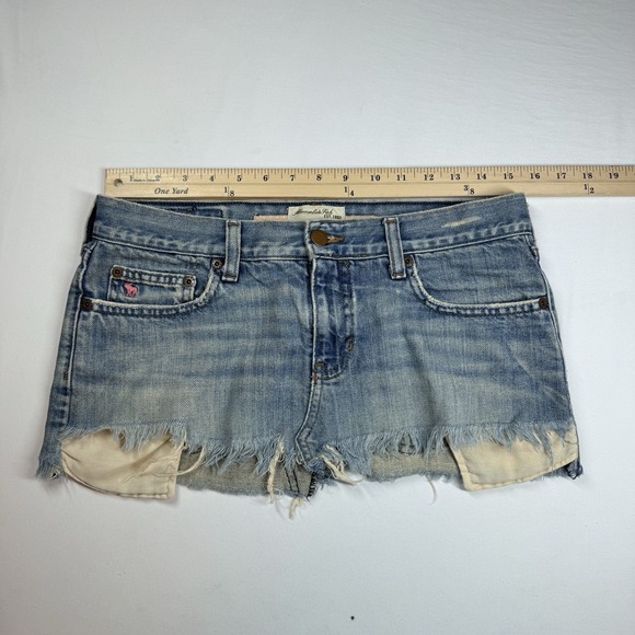 Abercrombie Fitch Denim Micro Mini Skirt SZ 2 Distressed Y2K Grunge Retro Y2K - Picture 4 of 8
